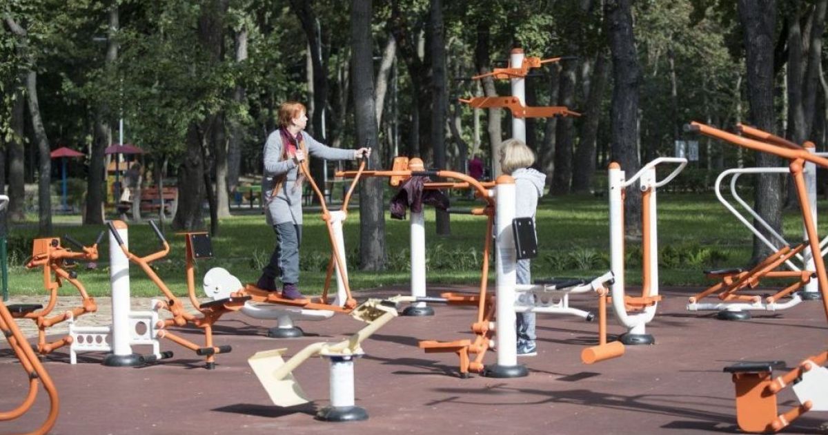 спортивная площадка